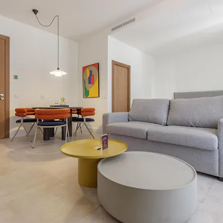 Plaza Del Siglo & Boutique By Caleta Homes Appartement