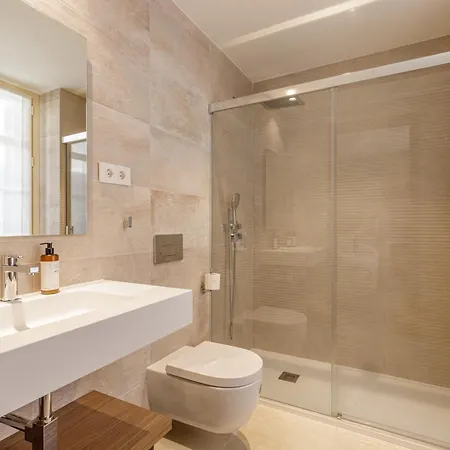 Plaza Del Siglo & Boutique By Caleta Homes * Malaga